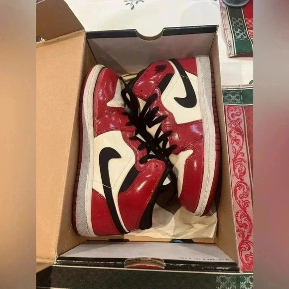 Jordan 1 Retro (PS) size 3 - Picture 5 of 9